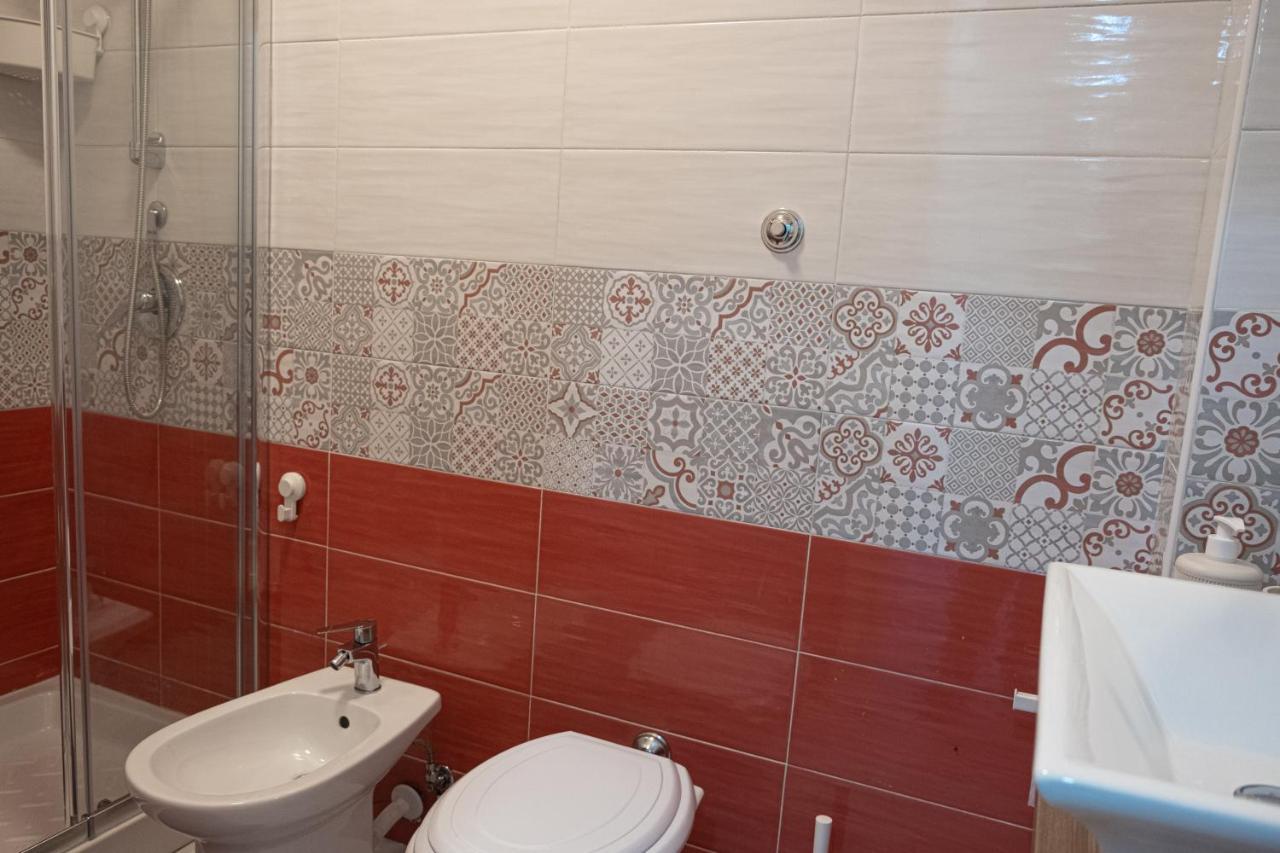 Le Dimore Di Emilia - Casa Bea Napels Buitenkant foto