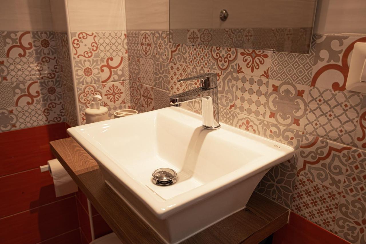 Le Dimore Di Emilia - Casa Bea Napels Buitenkant foto